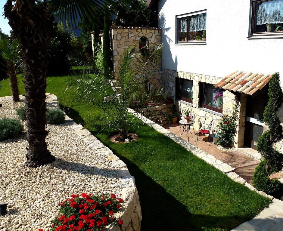 Apartmenthaus Casa Palma บึล ภายนอก รูปภาพ
